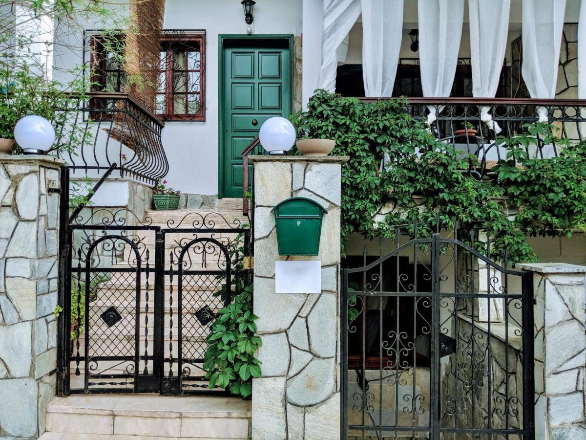 Villa Veneti - Probio - 140M2 Неа Мудания Екстериор снимка